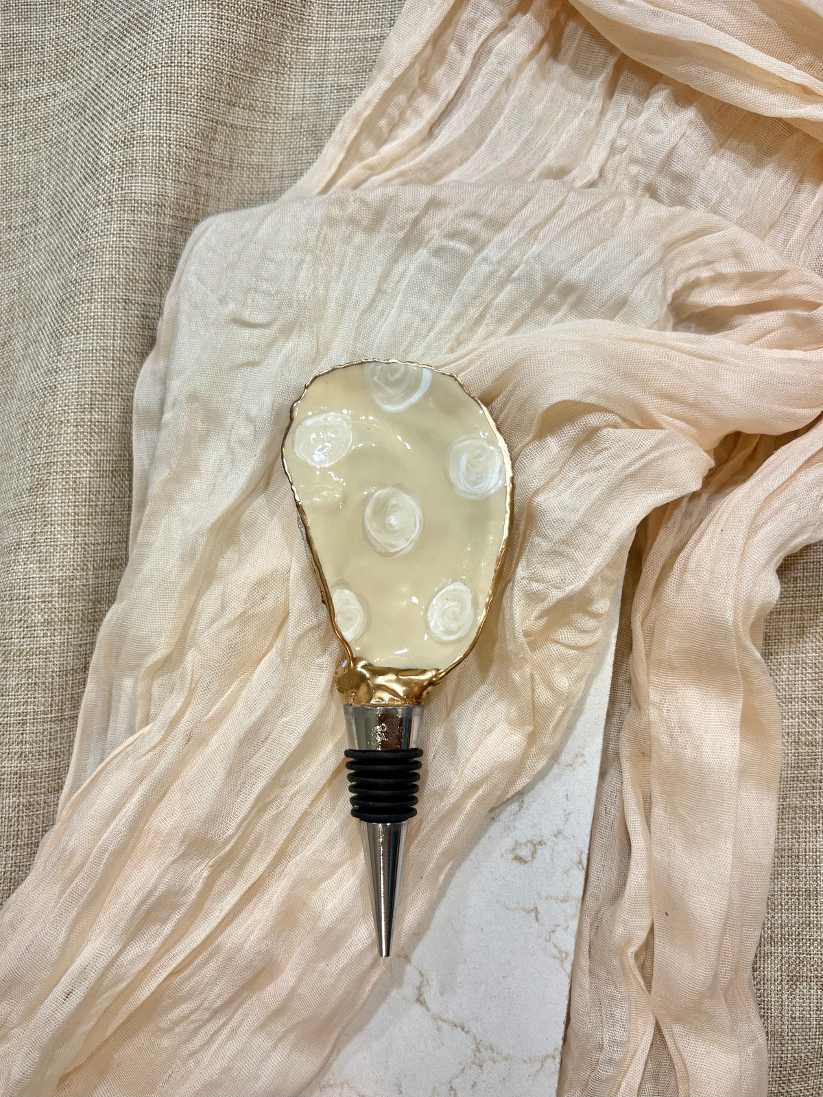 Ivory Bloom Wine Stopper