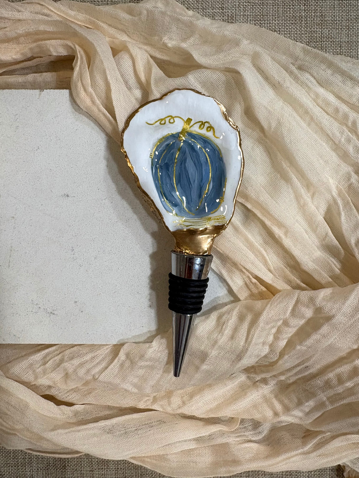 Blue Harvest Wine Stopper