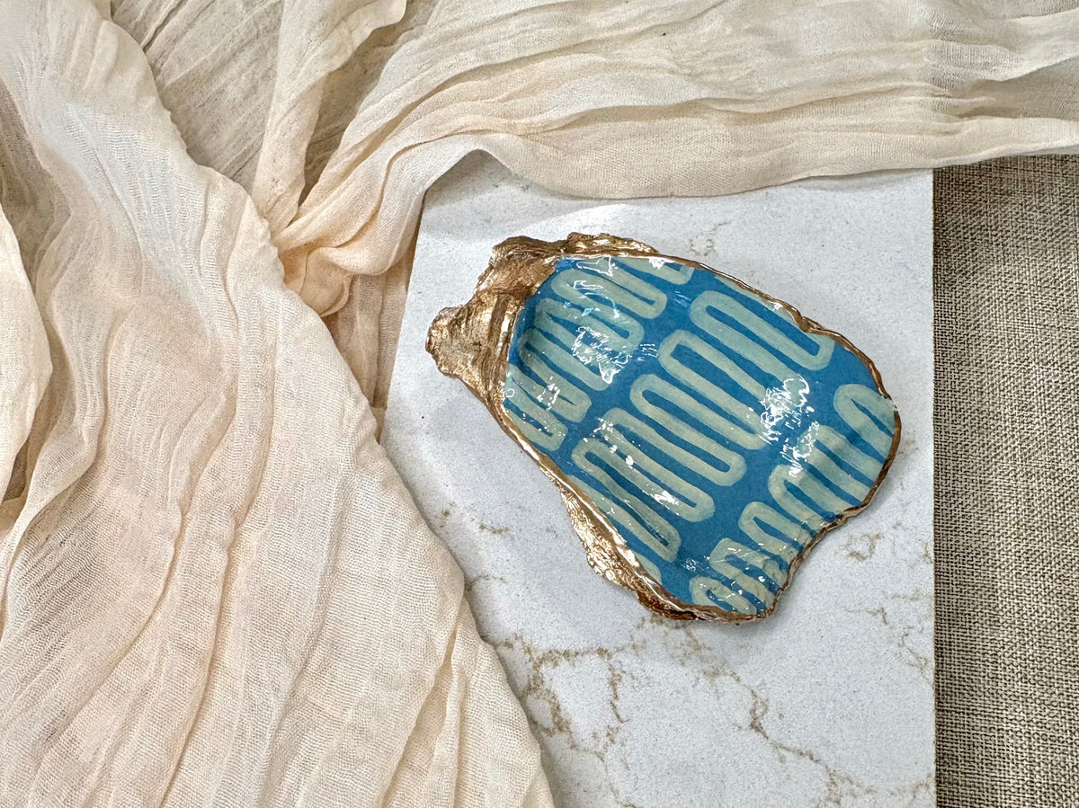 Coastal Loops Blue | Oyster Shell Dice & Trinket Dish